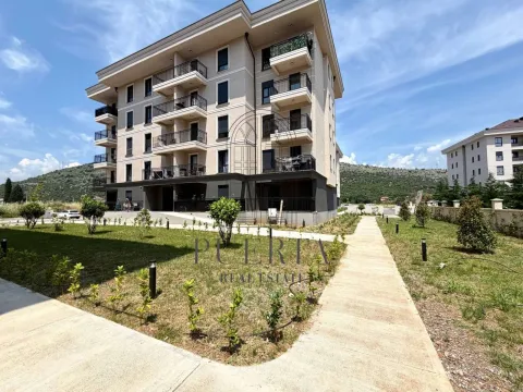 Prodaja, garsonjera, 45m², Tološi, Podgorica - image 10
