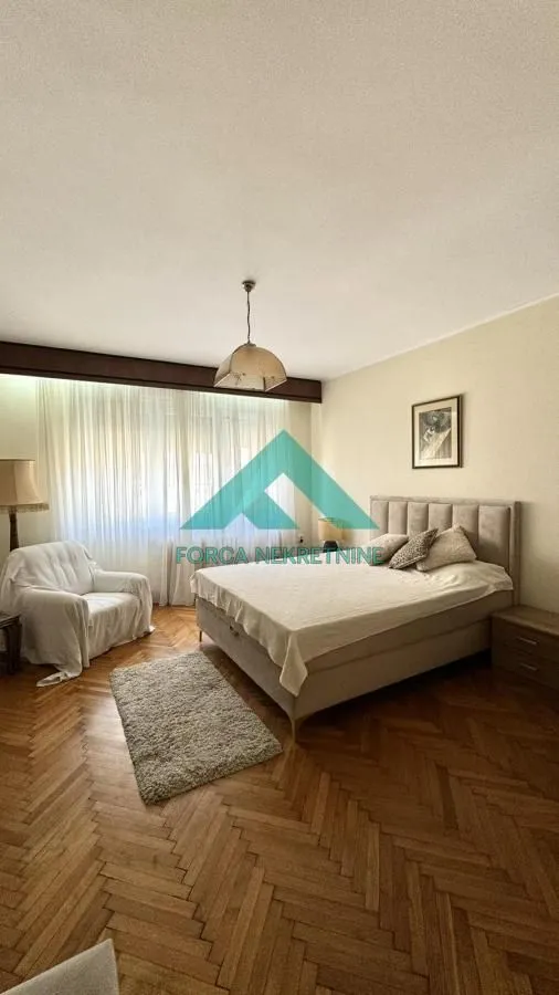 Prodaja, dvosoban stan, 62m², Slavija, Vračar Sve Podlokacije