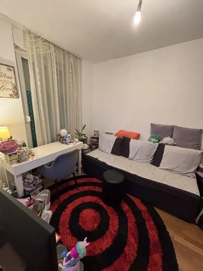 Izdavanje, jednosoban stan, 33m², Grbavica, Novi Sad Sve Podlokacije