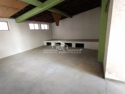 Prodaja, kuća, 410m², Novi Banovci, Stara Pazova - image 11