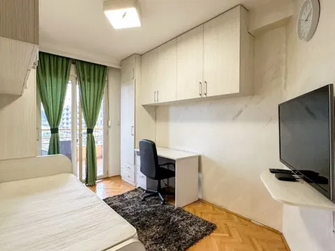Rent, two bedroom apartment, 74m², Ljubović, Podgorica - image 11