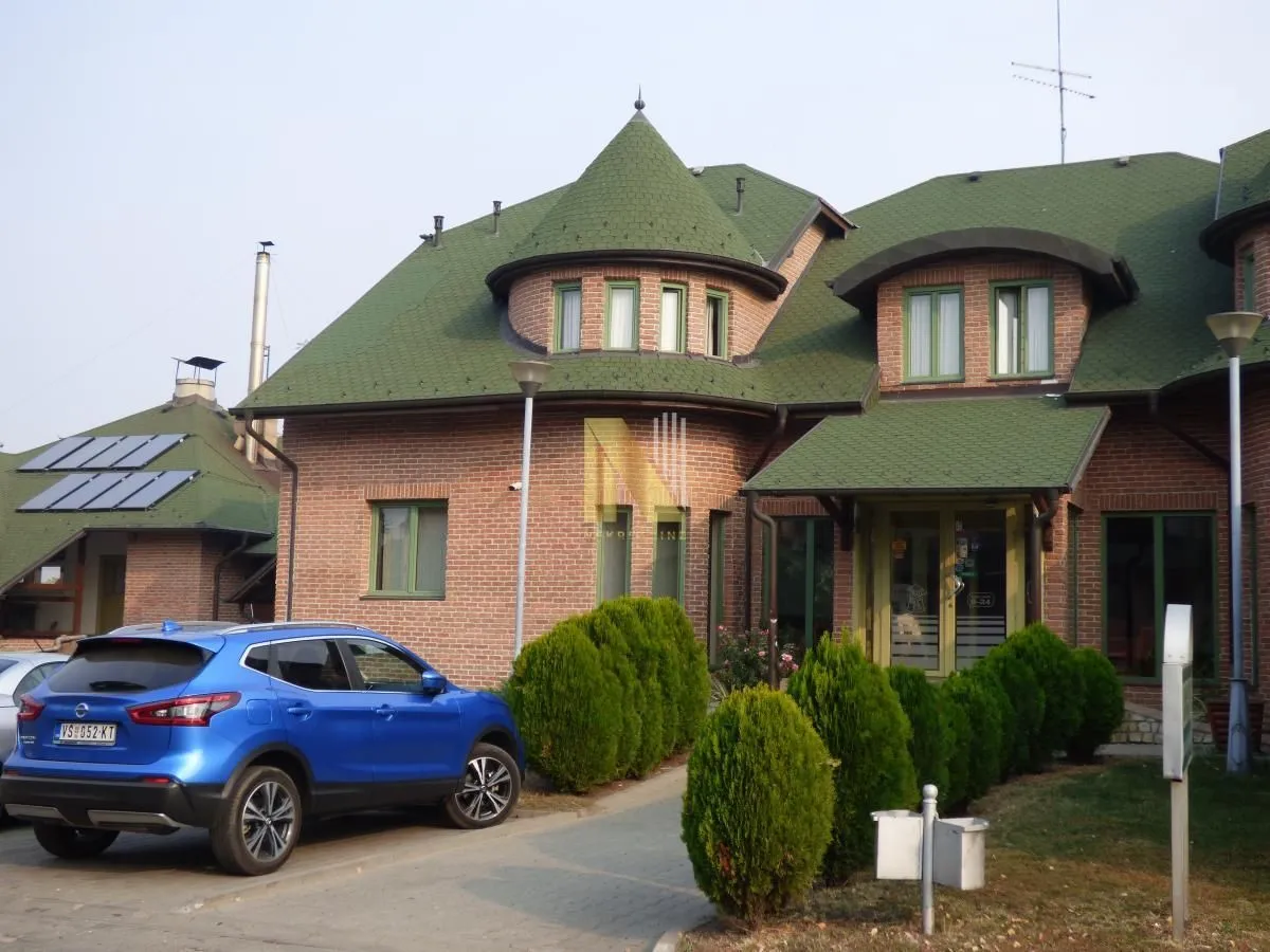 Prodaja, ugostiteljski objekat, 2064m², Centar, Vršac