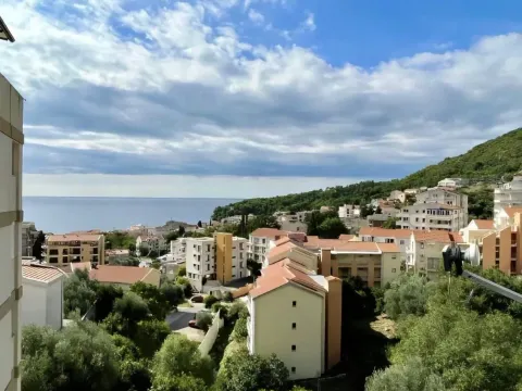 Sale, two bedroom apartment, 70m², Petrovac, Budva - image 12