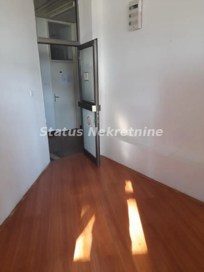 Rent, office space, 26m², Novo naselje, Novi Sad
