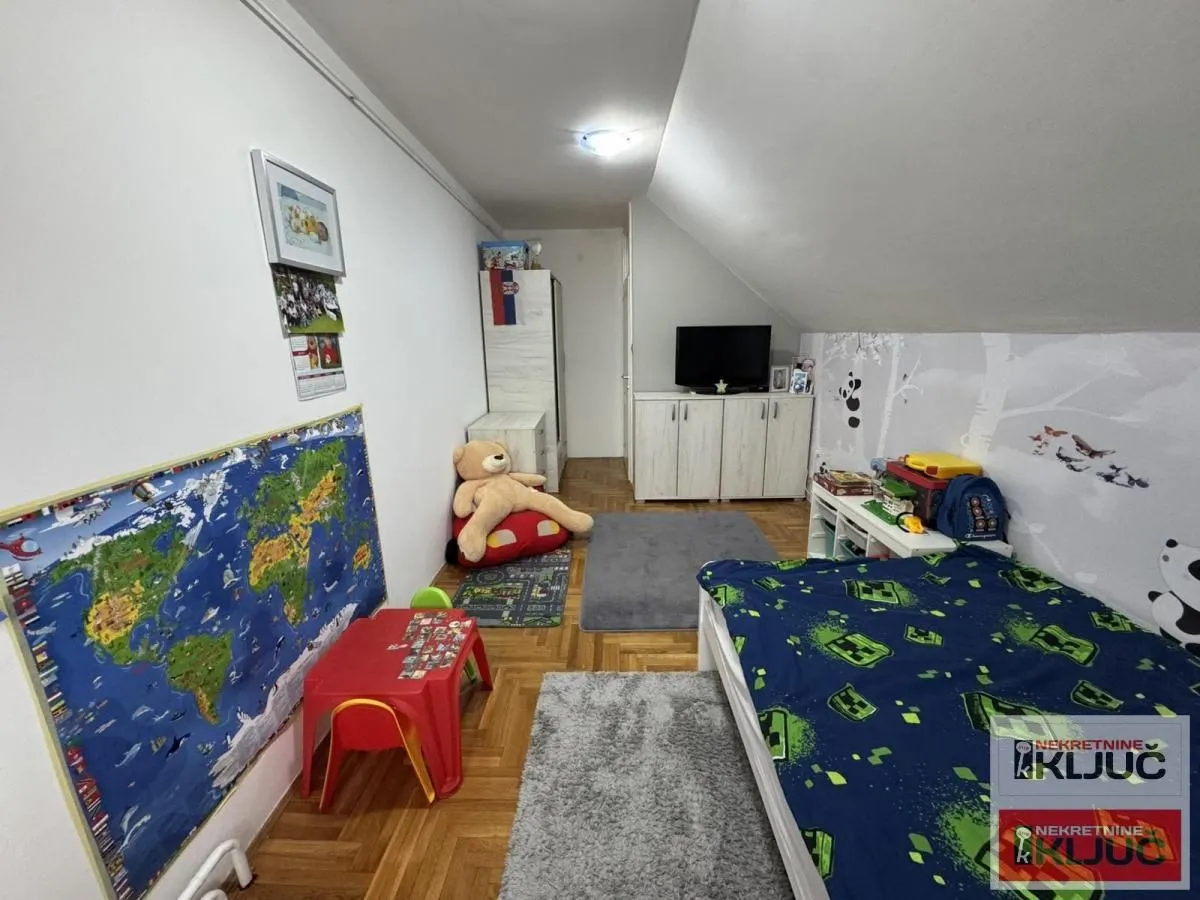 Prodaja, trosoban stan, 80m², Nova Detelinara, Novi Sad Sve Podlokacije