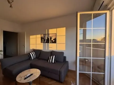 Izdavanje, dvosoban stan, 54m², Palata Pravde, Beograd - image 3