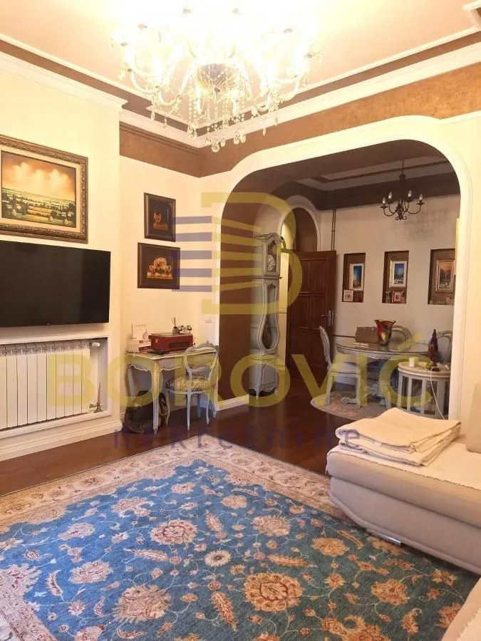 Prodaja, dvosoban stan, 43m², Stari Grad, Beograd