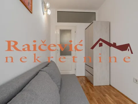 Rent, one bedroom apartment, 43m², Vračar, Šid - image 14