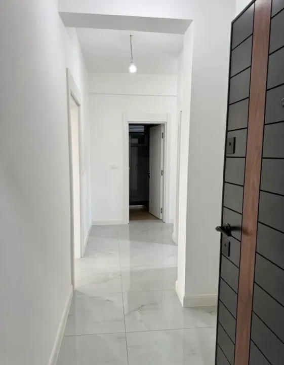 Prodaja, dvosoban stan, 74m², Centar, Bar