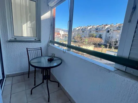 Izdavanje, jednosoban stan, 35m², Stari Aerodrom, Podgorica - image 7