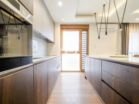 Prodaja, četvorosoban stan, 121m², Neimar, Vračar Sve Podlokacije - image 4