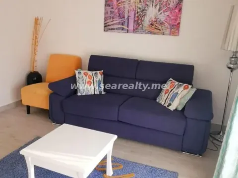 Izdavanje, jednosoban stan, 58m², Centar, Tivat - image 3