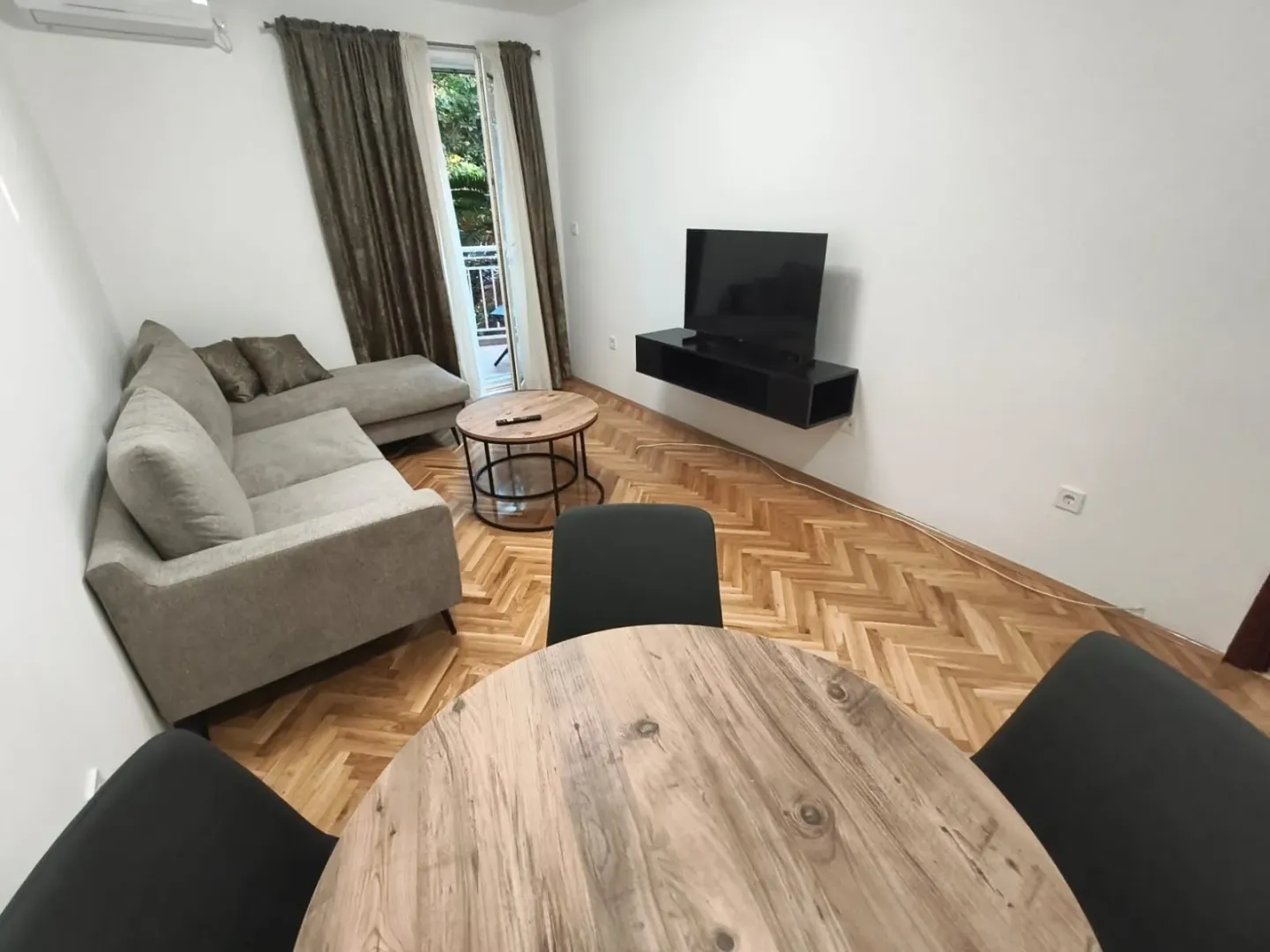 Rent, one bedroom apartment, 50m², Gintaš, Podgorica