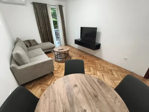 Rent, one bedroom apartment, 50m², Gintaš, Podgorica - image 4