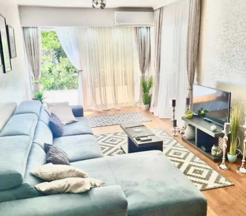 Prodaja, trosoban stan, 92m², Adok, Budva