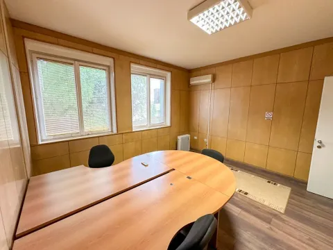 Rent, office space, 33m², Preko Morače, Podgorica - image 2