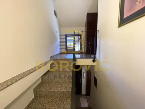 Rent, house, 80m², Surčin, Beograd - image 11