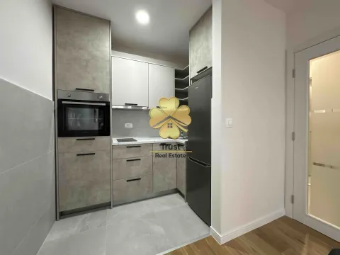 Izdavanje, jednosoban stan, 50m², Central Point, Podgorica - image 6