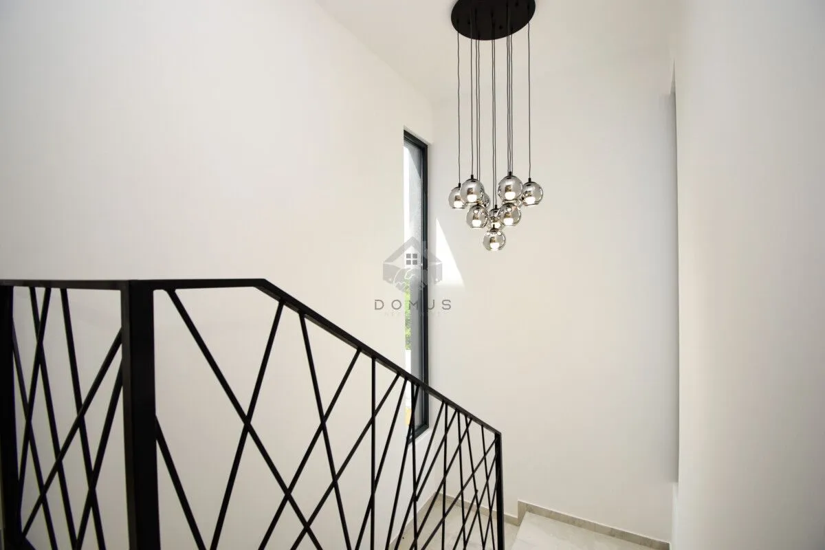 Prodaja, kuća, 154m², Dahna, Podgorica