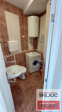 Rent, two bedroom apartment, 46m², Bulevar Oslobodjenja, Novi Sad Sve Podlokacije - image 9