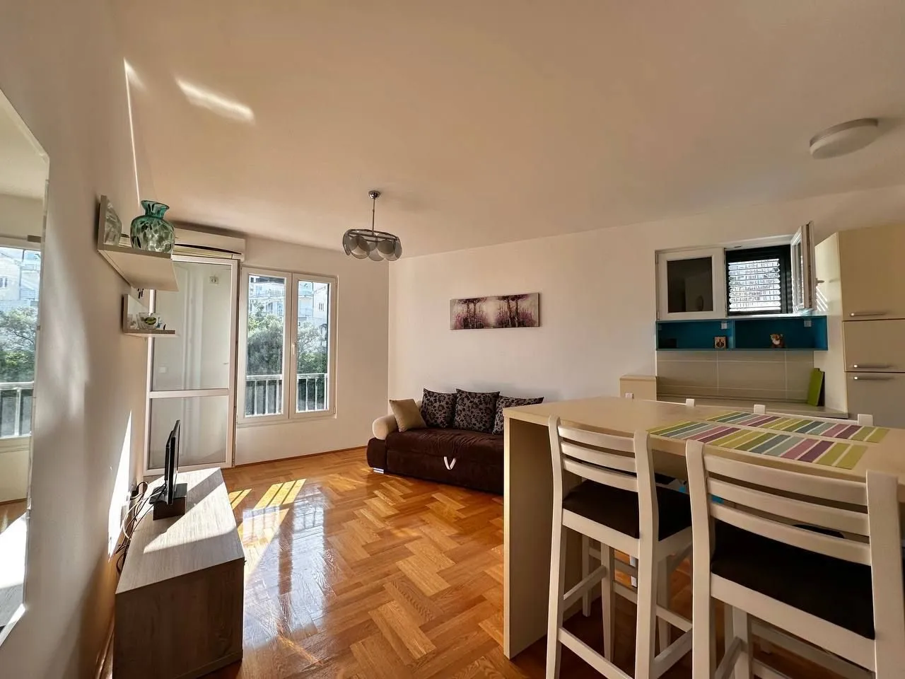Sale, two bedroom apartment, 59m², Bečići, Budva