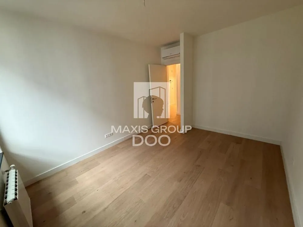 Prodaja, dvosoban stan, 56m², Savski Venac, Beograd