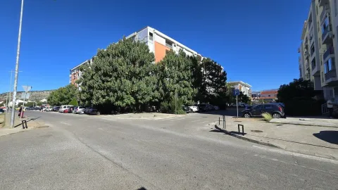 Prodaja, trosoban stan, 90m², Blok 9, Podgorica - image 17