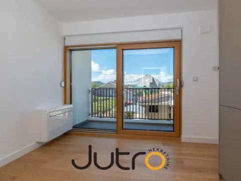 Prodaja, trosoban stan, 90m², Podgorica, Crna Gora - image 5