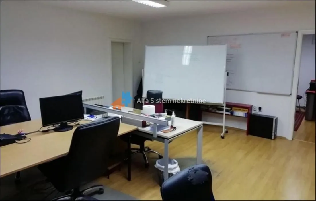 Rent, house, 400m², Voždovac Sve Podlokacije, Beograd