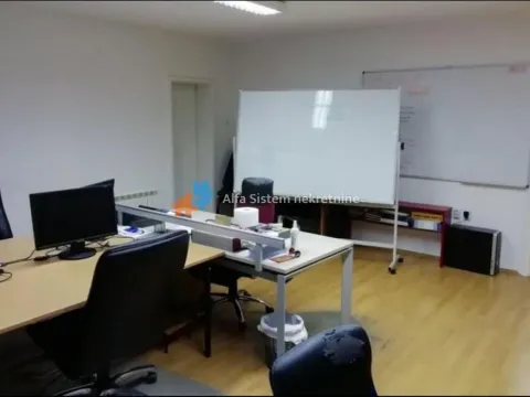 Rent, house, 400m², Voždovac Sve Podlokacije, Beograd - image 16