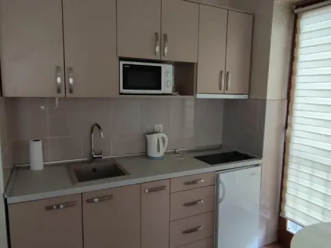 Izdavanje, garsonjera, 31m², Bulevar Oslobodjenja, Novi Sad Sve Podlokacije - image 5
