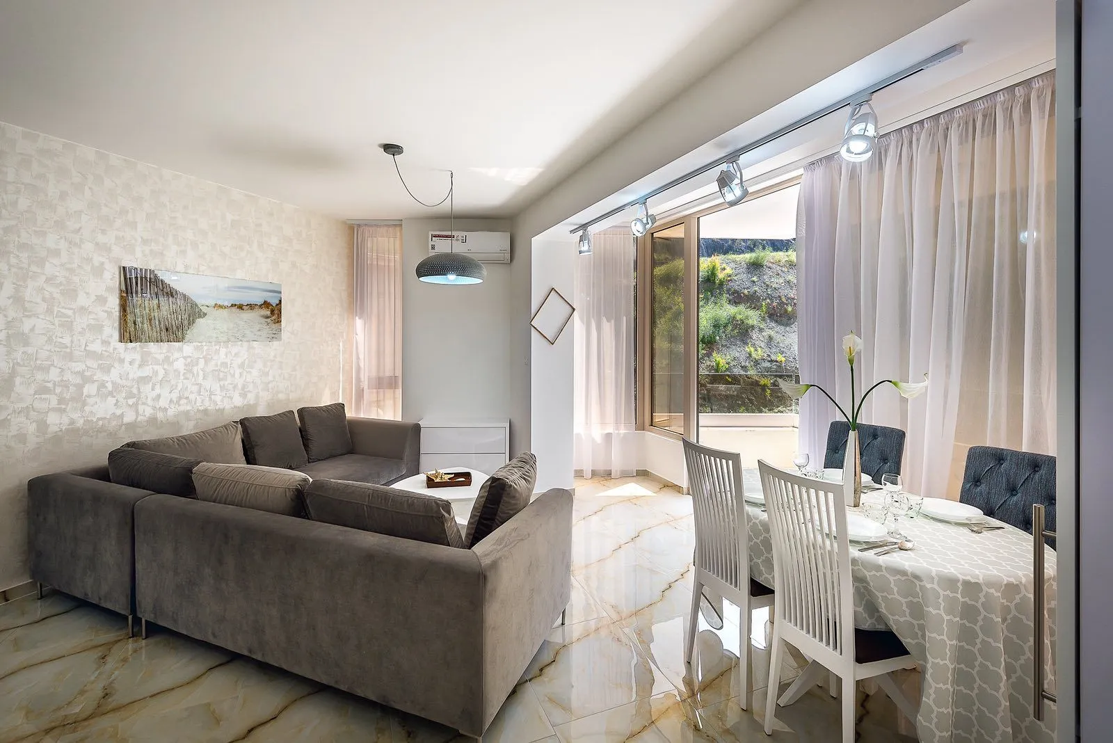 Prodaja, jednosoban stan, 53m², Rafailovići, Budva