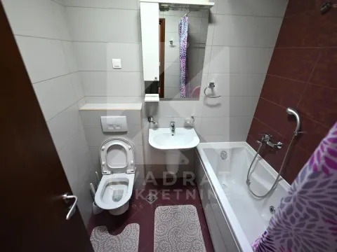 Izdavanje, jednosoban stan, 49m², 1 maj, Podgorica - image 9