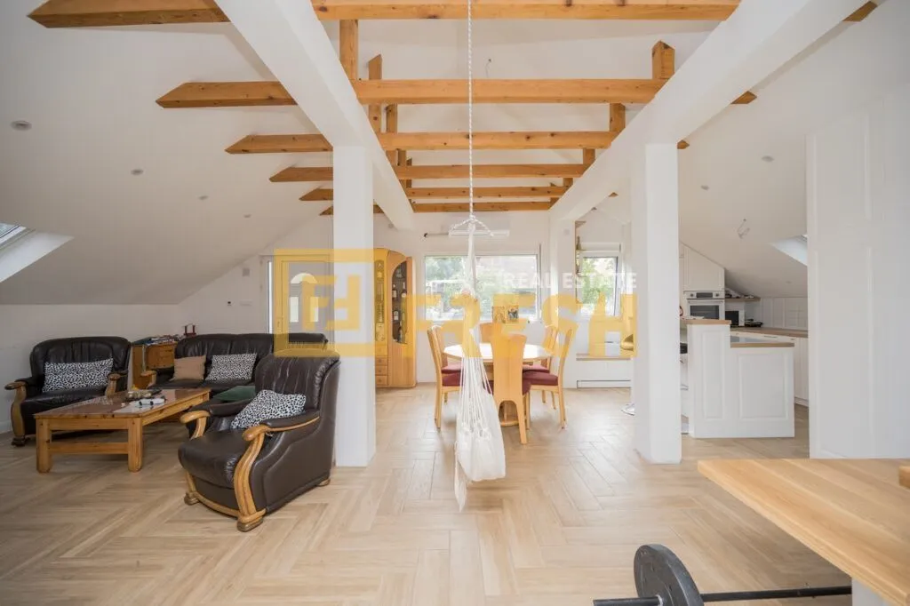 Sale, house, 350m², Vranići, Podgorica
