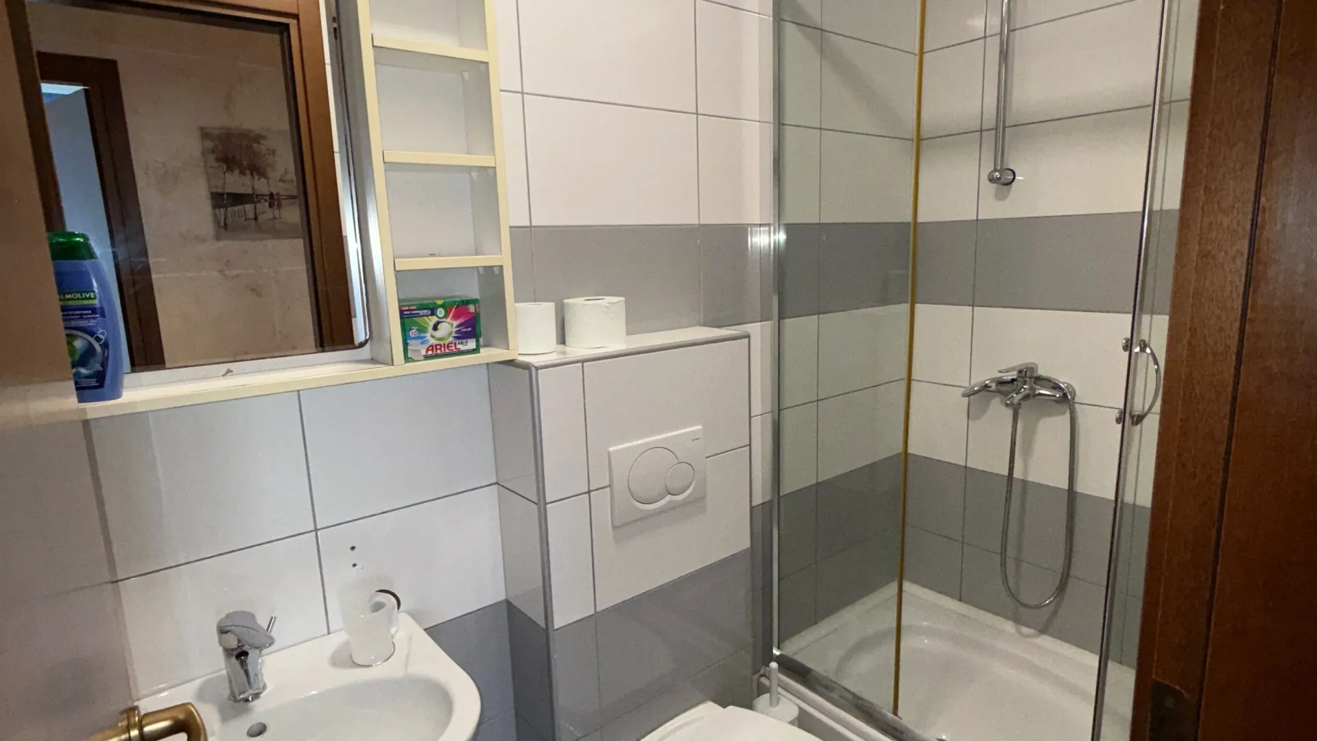 Izdavanje, dvosoban stan, 75m², City Kvart, Podgorica