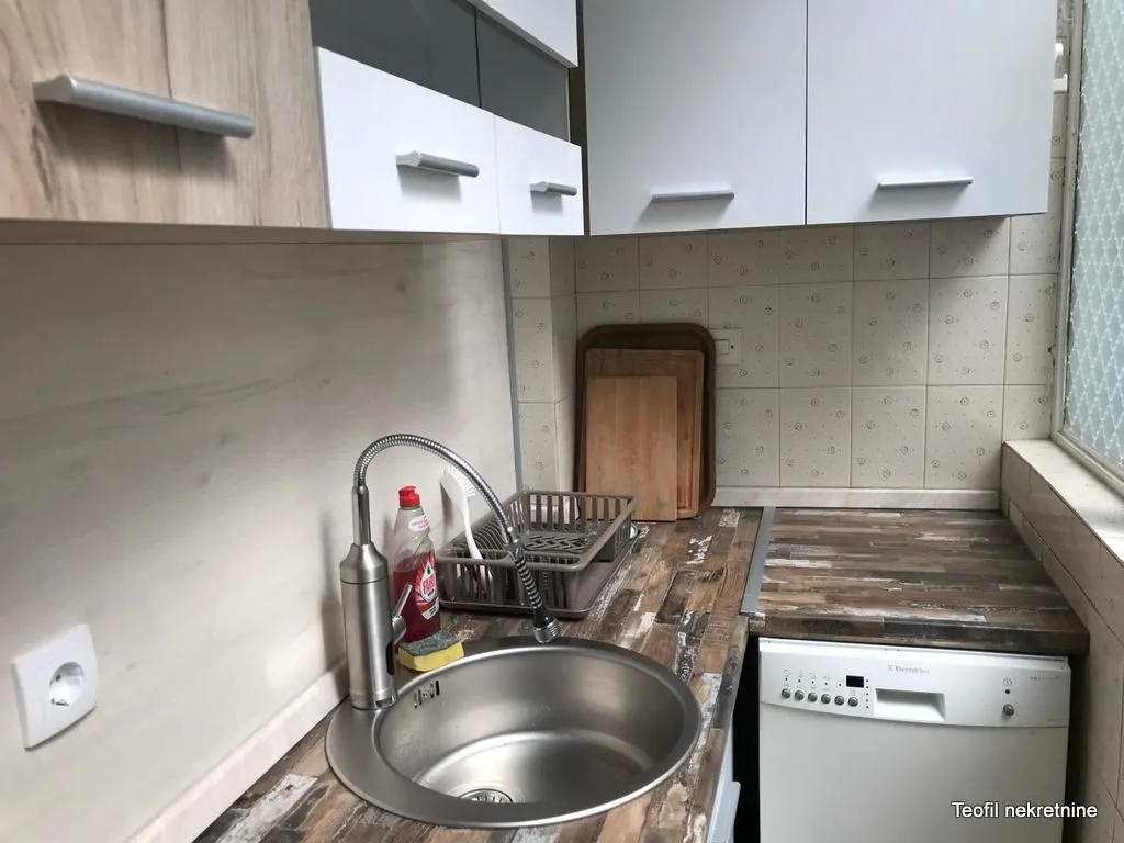 Izdavanje, dvosoban stan, 58m², Slavija, Vračar Sve Podlokacije