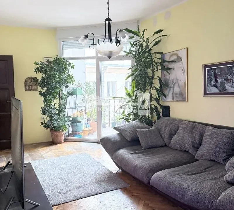 Prodaja, četvorosoban stan, 153m², Stari Grad, Beograd