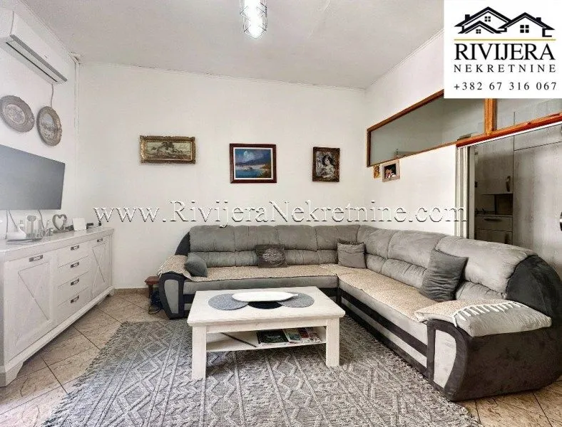 Prodaja, dvosoban stan, 66m², Škaljari, Kotor