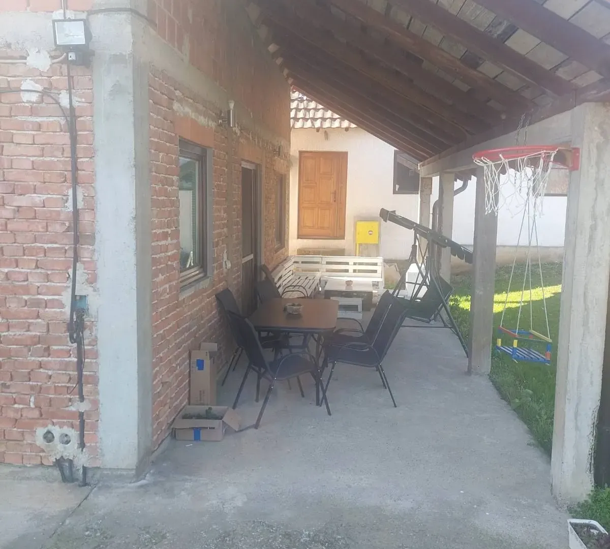 Prodaja, kuća, 366m², Klupci, Loznica