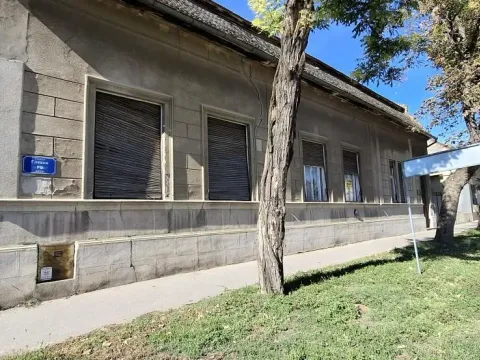 Sale, house, 385m², Centar, Bačka Topola - image 3