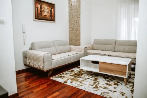 Rent, two bedroom apartment, 68m², City Kvart, Podgorica - image 2