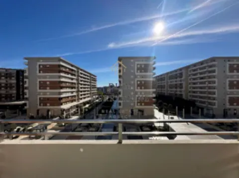 Izdavanje, jednosoban stan, 47m², Central Point, Podgorica - image 2