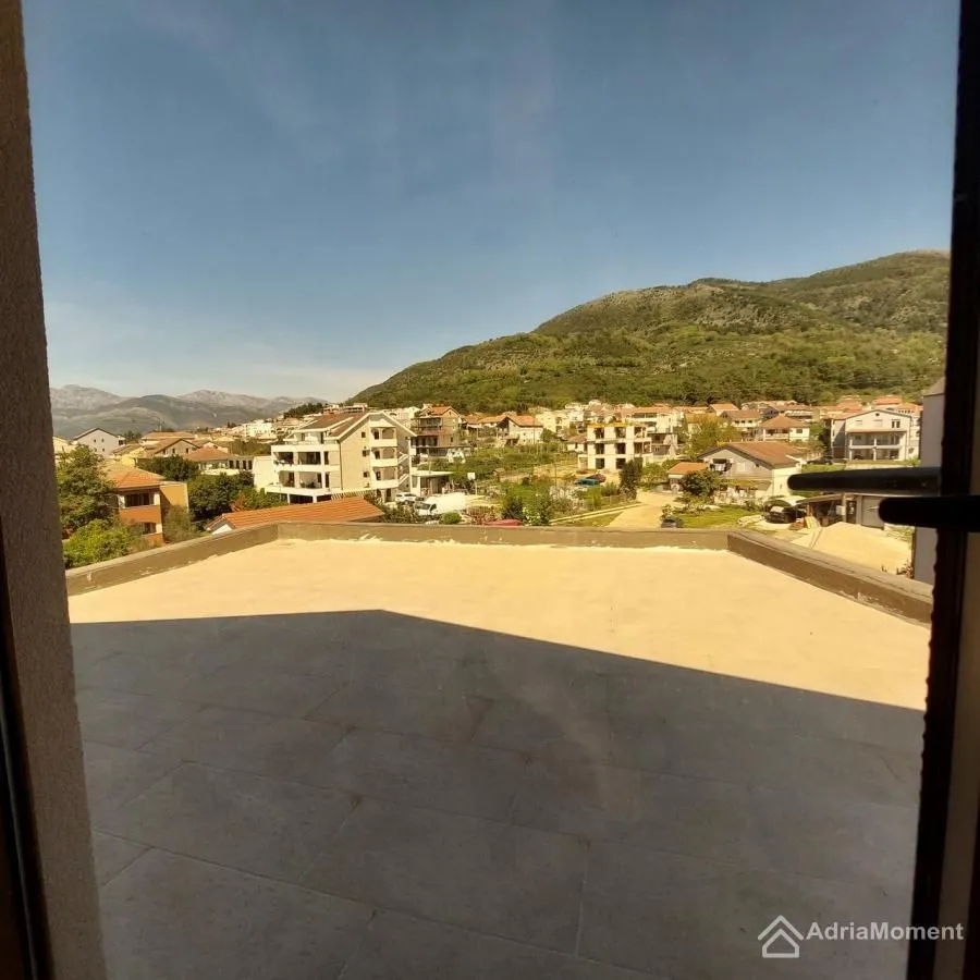Sale, two bedroom apartment, 90m², Marići, Tivat