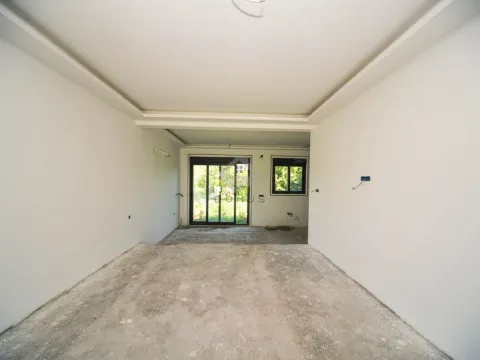 Sale, house, 125m², Gornja Gorica, Podgorica - image 8