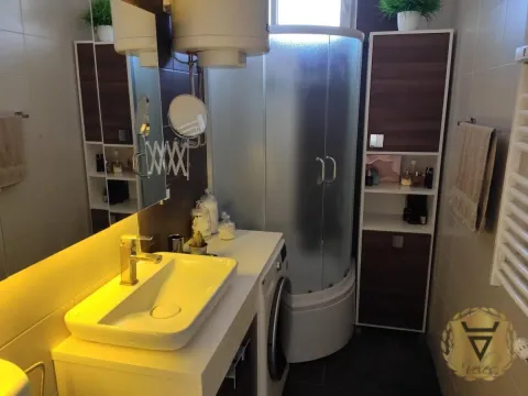 Izdavanje, trosoban stan, 72m², Bulbulder, Zvezdara Sve Podlokacije - image 20