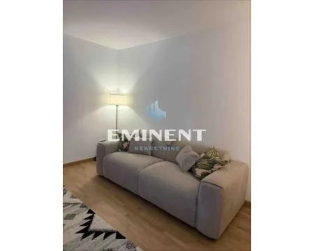 Rent, one bedroom apartment, 33m², Savski Venac, Beograd - image 2