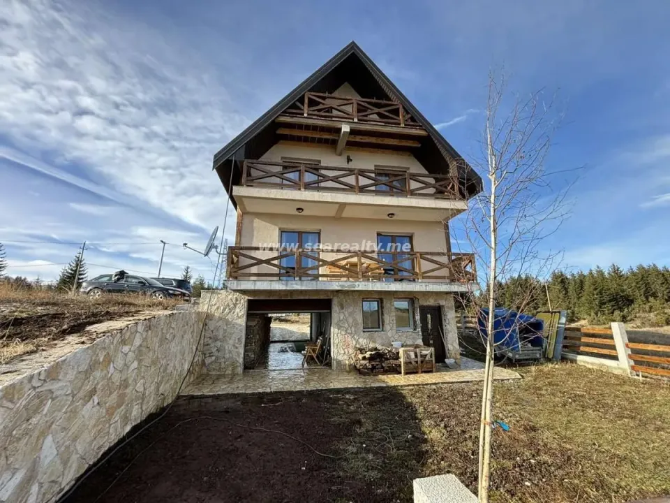 Sale, house, 320m², Žabljak, Crna Gora
