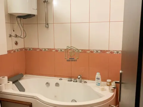 Prodaja, dvosoban stan, 86m², Podgorica, Crna Gora - image 3