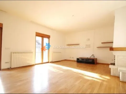 Izdavanje, kuća, 600m², Savski Venac, Beograd - image 21