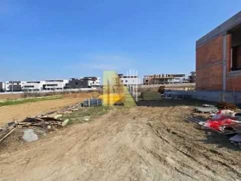 Prodaja, plac, 606m², Karagača, Petrovaradin - image 2